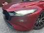 Mazda 3 2.0 e-SkyActiv-X M Hybrid 180 Luxury // 360 CAMERA // LEDER // ELEK.STOEL+GEHEUGEN // HEAD-UP DISPLAY // DODEHOEK // FULL LED //