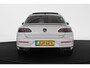 Volkswagen Arteon 1.4 TSI eHybrid R-Line Business / Pano / Trekhaak / Stuur-Stoelverwarming / Sfeerverlichting / 360-Camera