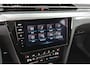 Volkswagen Arteon 1.4 TSI eHybrid R-Line Business / Pano / Trekhaak / Stuur-Stoelverwarming / Sfeerverlichting / 360-Camera
