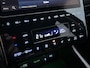 Hyundai Tucson 1.6 T-GDI HEV 230pk Comfort | Climate controle | Trekhaak | Camera | Carplay | Adaptive cruise controle | Draadloos laden | Keyless entry | Navigatie | Parkeersensoren | Stoelverwarming
