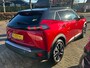 Peugeot e-2008 EV 50kWh 136PK GT + 18"/ Navi/ Clima/ Camera/ Full-LED/ Stoerverwarming/ 3-Fase/ SOH 93%/ NL auto
