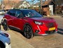 Peugeot e-2008 EV 50kWh 136PK GT + 18"/ Navi/ Clima/ Camera/ Full-LED/ Stoerverwarming/ 3-Fase/ SOH 93%/ NL auto