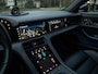 Porsche Taycan Cross Turismo 4 93 kWh | Pano-dak | Luchtvering | Adapt. cruise | GT Sportstuur