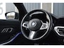 BMW 3-Serie Touring 320i M-Sport Rijklaarprijs-Garantie Leder Interieur Apple carplay Led Trekhaak 19 Inch