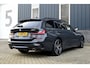 BMW 3-Serie Touring 320i M-Sport Rijklaarprijs-Garantie Leder Interieur Apple carplay Led Trekhaak 19 Inch