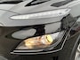 Hyundai Kona Electric EV Fashion 64 kWh 204pk | Camera | Carplay | Adaptive cruise controle | Dodehoek detectie | Head-up display | Draadloos laden | Premium audio | LED koplampen