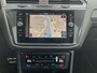 Volkswagen Tiguan 1.4 TSI eHybrid R-Line Business+ / Pano / Head-up / Camera / Parkeersensoren V+A / Navigatie / App connect / Zwenkbare trekhaak /