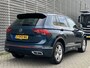 Volkswagen Tiguan 1.4 TSI eHybrid R-Line Business+ / Pano / Head-up / Camera / Parkeersensoren V+A / Navigatie / App connect / Zwenkbare trekhaak /