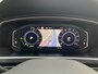 Volkswagen Tiguan 1.4 TSI eHybrid R-Line Business+ / Pano / Head-up / Camera / Parkeersensoren V+A / Navigatie / App connect / Zwenkbare trekhaak /