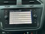 Volkswagen Tiguan 1.5 TSI R-Line / Digitaal dashboard / Navigatie / App connect / Camera / PDC V+A / Lichtmetaal 19 inch /