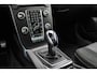 Volvo V40 1.5 T3 Polar+ Sport Trekhaak | Panoramadak | Parkeercamera | Verwarmbare Voorstoelen | Navigatie | Cruise Control | Bluetooth Telefonie & Multimedia | 17'' Lichtmetalen Velgen