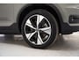 Volvo XC40 Recharge P8 AWD R-Design 3 fase [ Leder/Alcantara Stoelverwarming Trekhaak ]