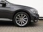 Volkswagen Passat 1.4 TSI PHEV GTE Business 218PK DSG | Lederen bekleding | Led Matrix | Camera | Stoelverwarming | Spiegelpakket