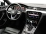 Volkswagen Passat 1.4 TSI PHEV GTE Business 218PK DSG | Lederen bekleding | Led Matrix | Camera | Stoelverwarming | Spiegelpakket