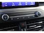 Ford Focus Wagon 1.0 EcoBoost Hybrid Titanium X Business Armsteun | Navigatiesysteem | Cruise control | Achterruitrij camera