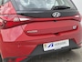 Hyundai i20 1.0 T-GDI Comfort Smart Automaat / Apple Carplay Android Auto / Airco / Achteruitrijcamera / Cruise control / Parkeersensoren achter / Elektrische ramen voor en achter / Navigatie /