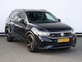 Volkswagen Tiguan 1.4 TSI eHybrid R-Line Business 245PK DSG | Panoramadak | Led Matrix | Navigatie | Black Style | Trekhaak