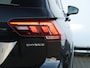 Volkswagen Tiguan 1.4 TSI eHybrid R-Line Business 245PK DSG | Panoramadak | Led Matrix | Navigatie | Black Style | Trekhaak