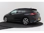 Volkswagen Golf 1.5 eTSI R-Line | LED koplampen | Dodehoek detectie | DAB+ | Adap Cruise