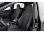Volkswagen Golf 1.5 eTSI R-Line | LED koplampen | Dodehoek detectie | DAB+ | Adap Cruise