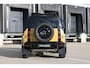 Land Rover Defender 110 2.0 P300e 110 Trophy Edition Deep Sandglow Yellow