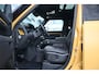 Land Rover Defender 110 2.0 P300e 110 Trophy Edition Deep Sandglow Yellow