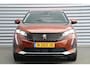 Peugeot 5008 1.2 PURETECH 130PK 7-ZITS ALLURE PACK / NAVI / LEDER / CLIMA / PDC / 18" LMV / CAMERA / AFN. TREKHAAK / KEYLESS / CRUISECONTROL / NIEUWSTAAT !!