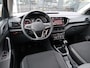 Volkswagen T-Cross 1.0 TSI Life Business | Climate Control | Parkeersensoren | 17 inch |