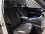 Peugeot 5008 1.2 PureTech Allure Sport (APPLE CARPLAY,NAVI,LED,CAMERA,360 VIEW,LEDER,GETINT,CRUISE,CLIMATE,SPORTSTOELEN,LM VELGEN)