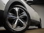 Peugeot 5008 1.2 PureTech Allure Sport (APPLE CARPLAY,NAVI,LED,CAMERA,360 VIEW,LEDER,GETINT,CRUISE,CLIMATE,SPORTSTOELEN,LM VELGEN)