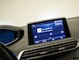 Peugeot 5008 1.2 PureTech Allure Sport (APPLE CARPLAY,NAVI,LED,CAMERA,360 VIEW,LEDER,GETINT,CRUISE,CLIMATE,SPORTSTOELEN,LM VELGEN)