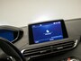 Peugeot 5008 1.2 PureTech Allure Sport (APPLE CARPLAY,NAVI,LED,CAMERA,360 VIEW,LEDER,GETINT,CRUISE,CLIMATE,SPORTSTOELEN,LM VELGEN)