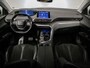 Peugeot 5008 1.2 PureTech Allure Sport (APPLE CARPLAY,NAVI,LED,CAMERA,360 VIEW,LEDER,GETINT,CRUISE,CLIMATE,SPORTSTOELEN,LM VELGEN)