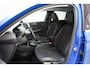 Opel Corsa 50 kWh Elegance 3-Fase [ LED Navi Stoelverwarming ]