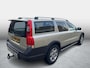 Volvo XC70 2.5 T Summum | Dealer onderhouden | Trekhaak | Navigatie | Leder | Stoelverwarming | Memory | Spoiler | Parkeersensoren | Elektrisch inklapbare spiegels |