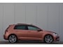Volkswagen Golf 1.5 TSI 150pk DSG Highline R-line Uniek Full Option Panodak, Keyless, DynAudio, Digitale Cockpit