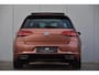 Volkswagen Golf 1.5 TSI 150pk DSG Highline R-line Uniek Full Option Panodak, Keyless, DynAudio, Digitale Cockpit