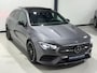 Mercedes-Benz CLA Shooting Brake 200 AMG Line Night Automaat / Panorama dak / Lederen interieur / Cruise control / climate