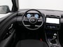 Hyundai Tucson 1.6 T-GDI MHEV Comfort Smart / Lage KM-stand 12994 km / 1ste Eigenaar / Navigatie / Trekhaak / 1650KG Trekgewicht / Camera / Climate & Cruise Control / Elektrische Achterklep / Krell Audio / Navigatie / Stoelverwarming / Apple Carplay / Fabrieksgarantie tot 22-07-2027 /