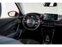 Peugeot e-2008 EV Allure 50 kWh | Achterbank in delen neerklapbaar | Achteruitrijcamera | Airco (automatisch)