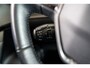 Peugeot e-2008 EV Allure 50 kWh | Achterbank in delen neerklapbaar | Achteruitrijcamera | Airco (automatisch)
