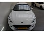 Ford Focus Wagon 1.0 EcoBoost Hybrid ST Line Business NAVI APPLE CLIMA PDC CRUISE TREKHAAK etc.
