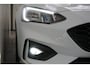 Ford Focus Wagon 1.0 EcoBoost Hybrid ST Line Business NAVI APPLE CLIMA PDC CRUISE TREKHAAK etc.