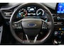 Ford Focus Wagon 1.0 EcoBoost Hybrid ST Line Business NAVI APPLE CLIMA PDC CRUISE TREKHAAK etc.