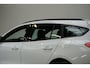 Ford Focus Wagon 1.0 EcoBoost Hybrid ST Line Business NAVI APPLE CLIMA PDC CRUISE TREKHAAK etc.