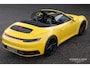Porsche 911 Cabrio 3.0 Carrera 4 S Racing Yellow