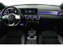 Mercedes-Benz A-klasse 180 Business Solution AMG (PANORAMADAK, SFEERVERLICHTING, STOELVERWARMING, CAMERA, ELEKTR STOELEN)