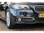BMW 5-Serie Touring 520i High Executive NL Auto I NAP I Trekhaak I Leder I Memory I Comfortstoelen I Keurige auto I Nieuwe APK