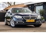 BMW 5-Serie Touring 520i High Executive NL Auto I NAP I Trekhaak I Leder I Memory I Comfortstoelen I Keurige auto I Nieuwe APK