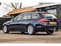 BMW 5-Serie Touring 520i High Executive NL Auto I NAP I Trekhaak I Leder I Memory I Comfortstoelen I Keurige auto I Nieuwe APK